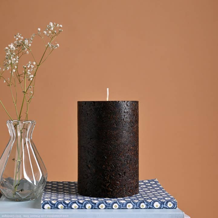 Myrrh & Amber Marble Pillar Candle, Bronze