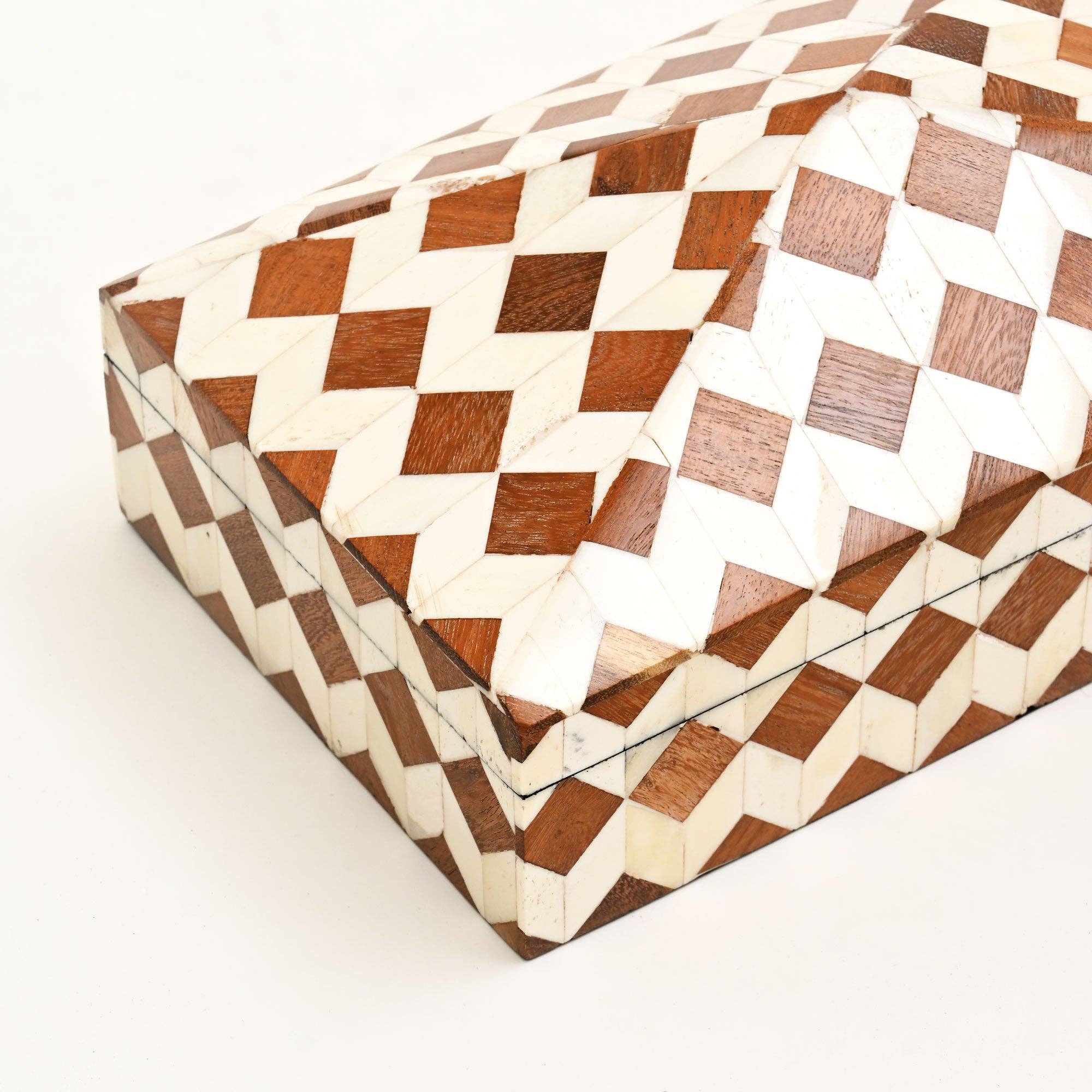 Handcrafted Diamond Pattern Bone Inlay Storage Box Brown