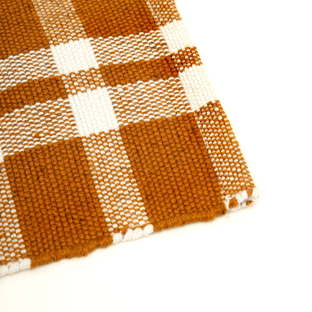 Gold Checker Polyester Placemat for Elegant Dining
