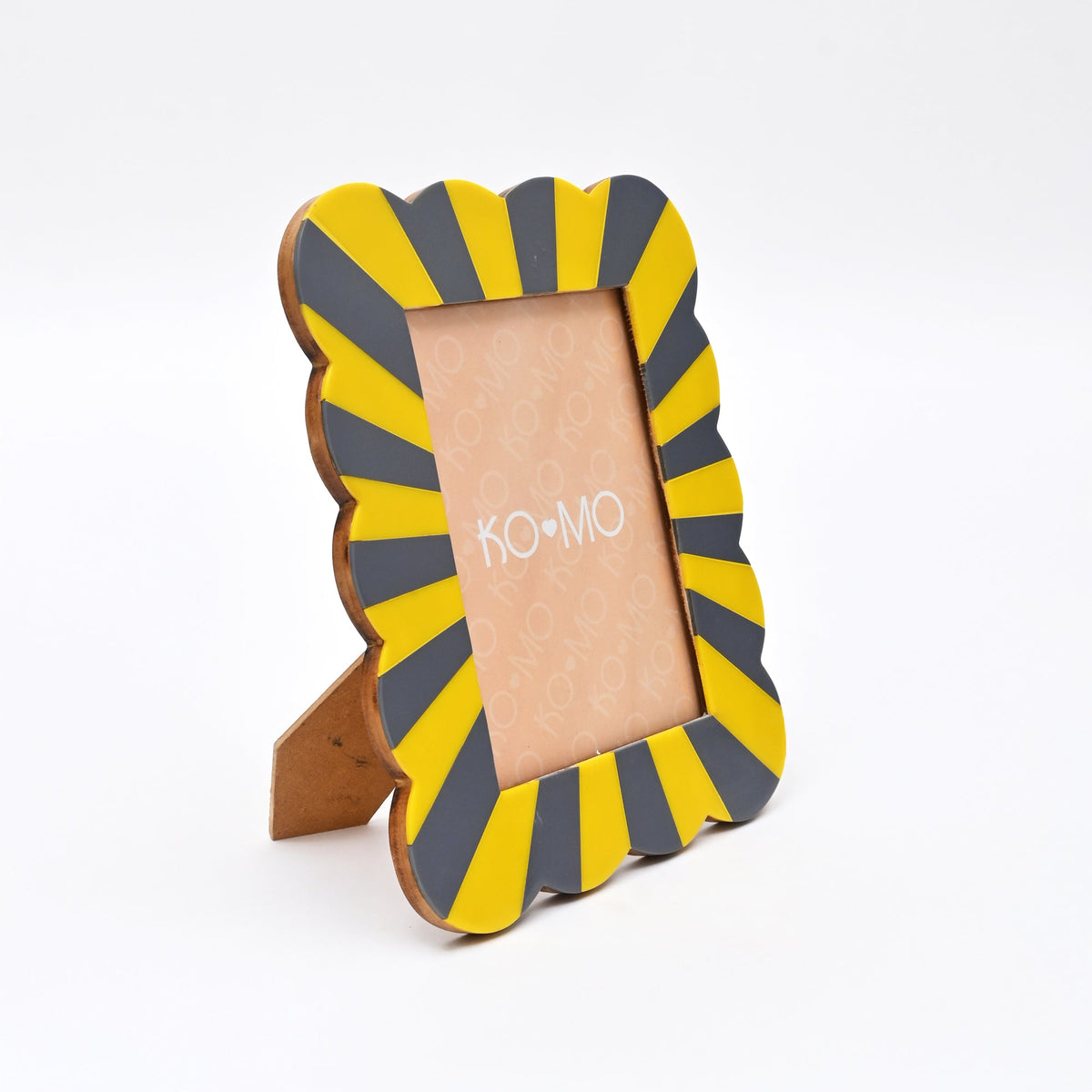 Yellow & Grey Scallop Resin Photo Frame 5x7 Inch