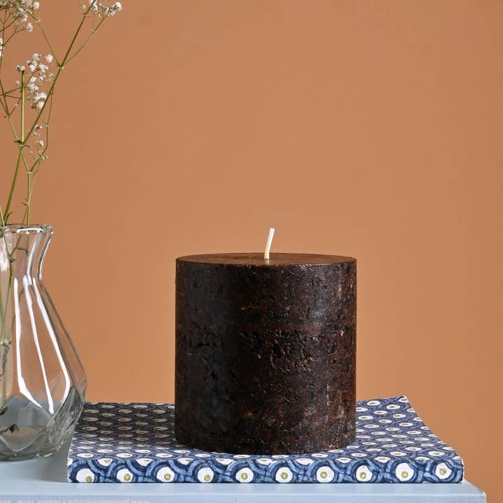 Myrrh & Amber Marble Pillar Candle, Bronze