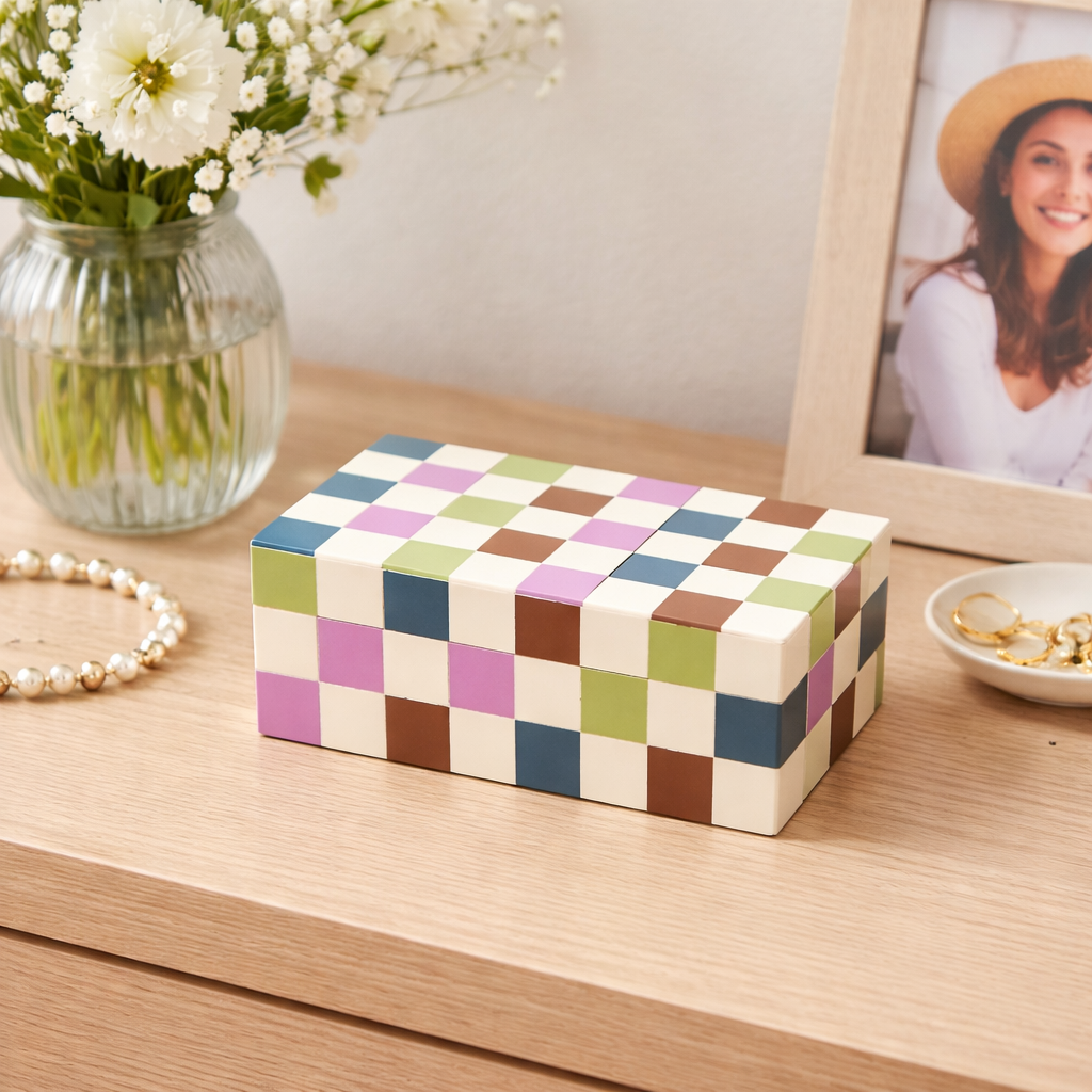 Checkered Resin Storage Box 7x5x3 Inch Glossy MDF